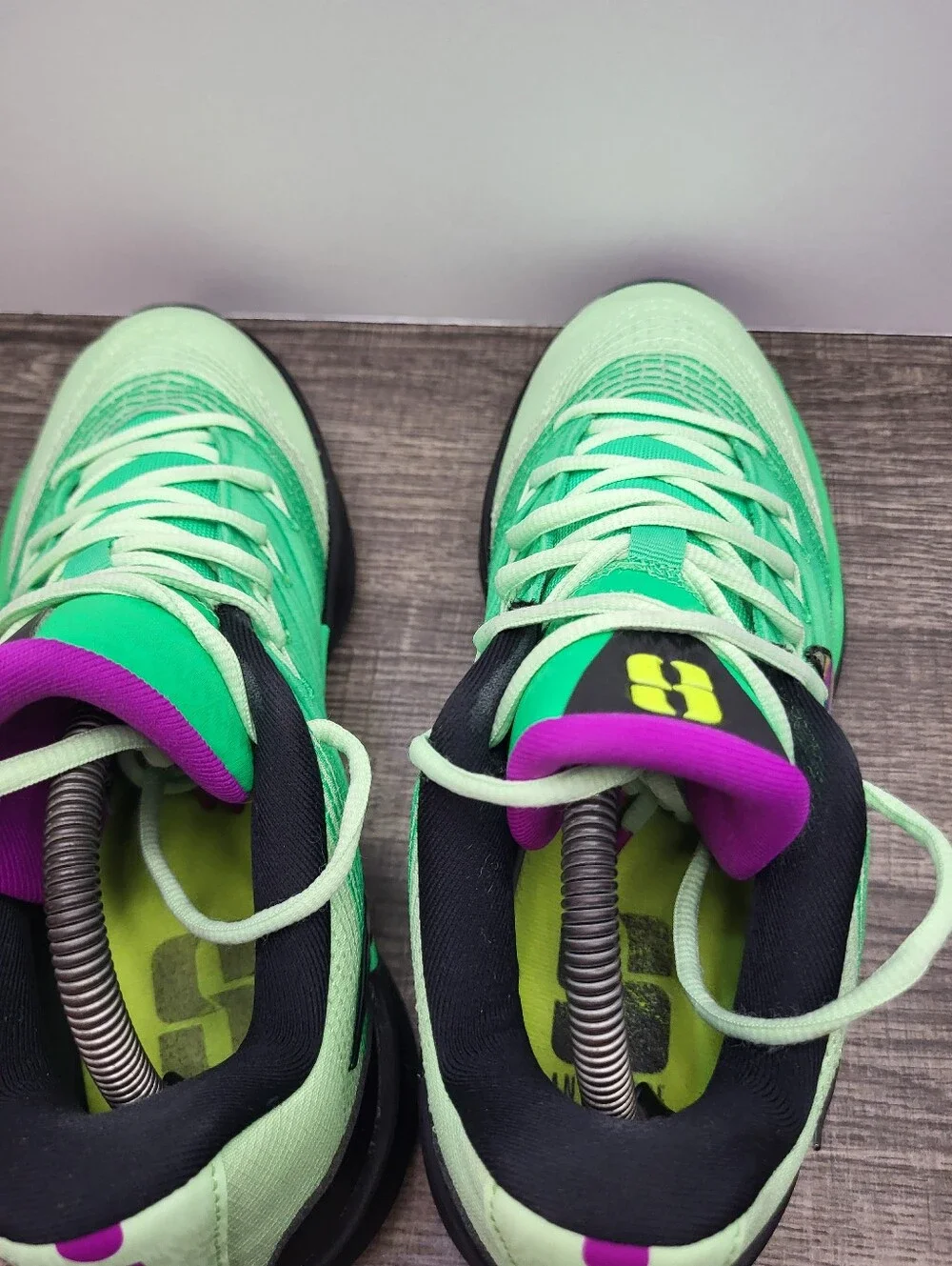 Nike gently used